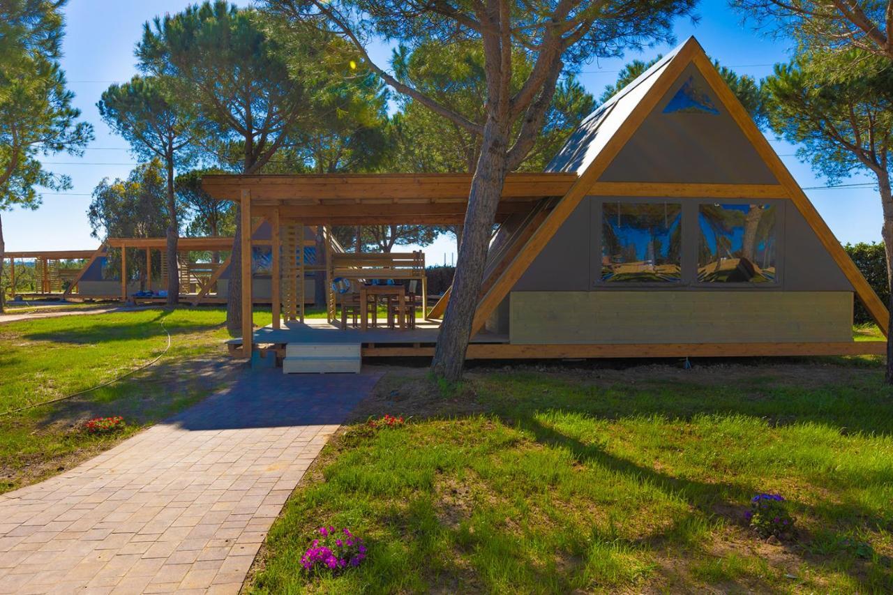 Готель Glamping Gli Etruschi Пйомбіно Екстер'єр фото