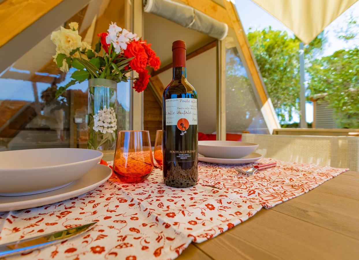 Готель Glamping Gli Etruschi Пйомбіно Екстер'єр фото