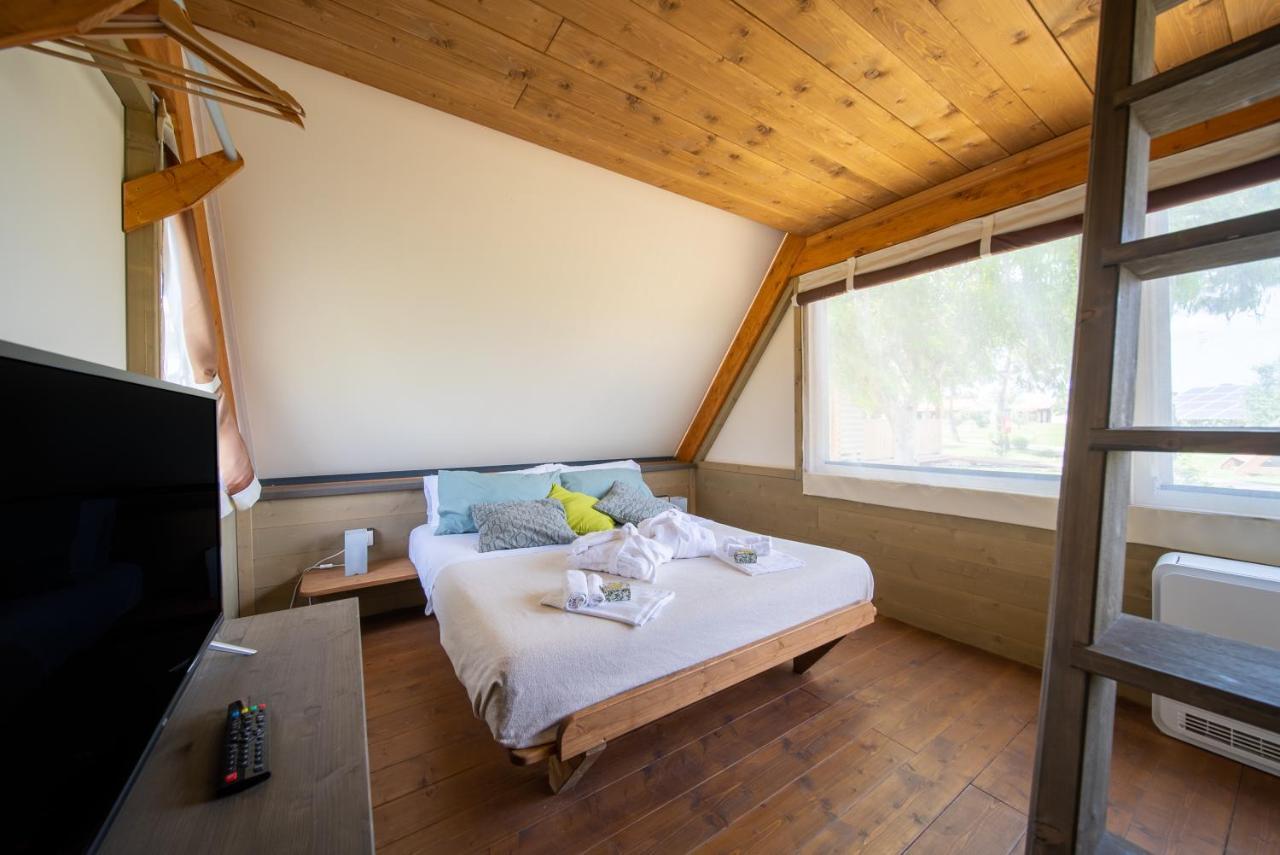 Готель Glamping Gli Etruschi Пйомбіно Екстер'єр фото